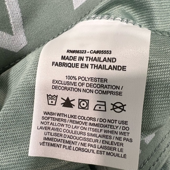 Nike Dry-fit Shorts - Picture 3 of 4